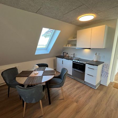Go-Sleep Bredehus Aparthotel Bredsten  Exteriör bild