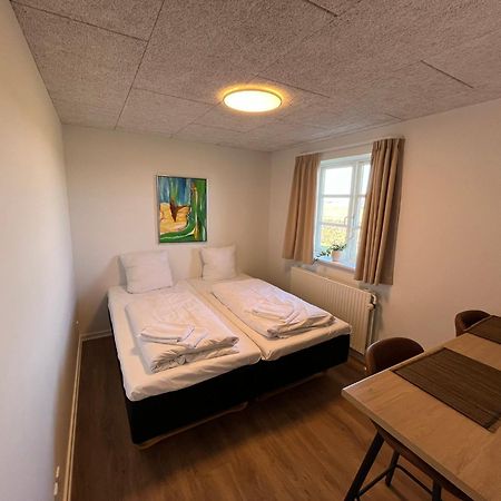 Go-Sleep Bredehus Aparthotel Bredsten  Exteriör bild