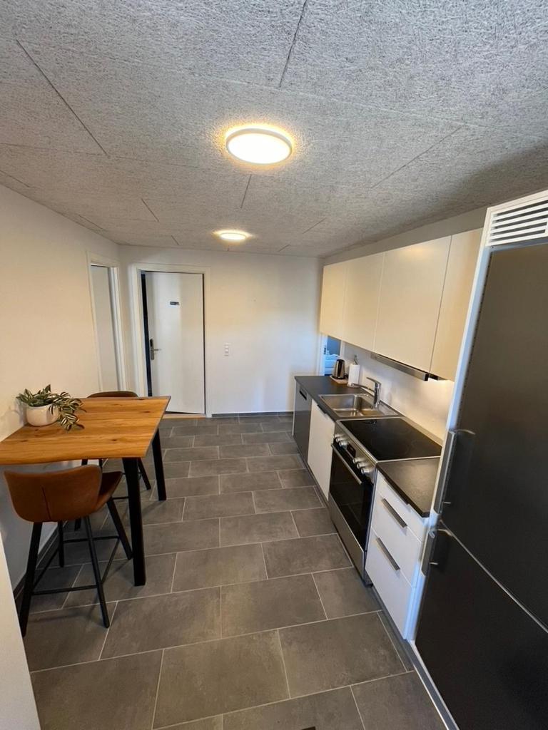 Go-Sleep Bredehus Aparthotel Bredsten  Exteriör bild